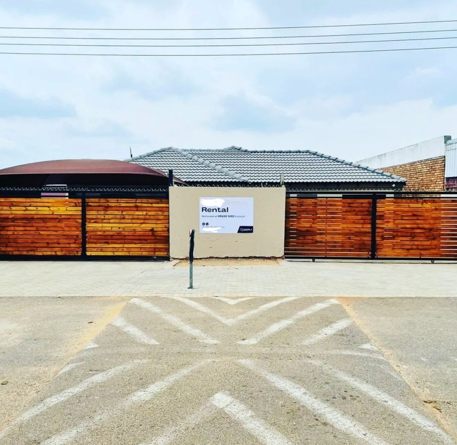 To Let 1 Bedroom Property for Rent in Soshanguve H Gauteng