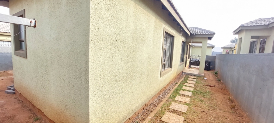 3 Bedroom Property for Sale in Lenasia South Gauteng