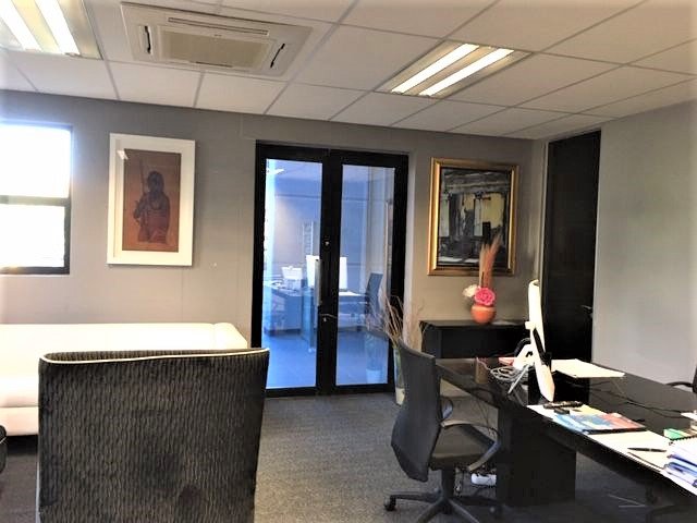 Commercial Property for Sale in Chislehurston Gauteng