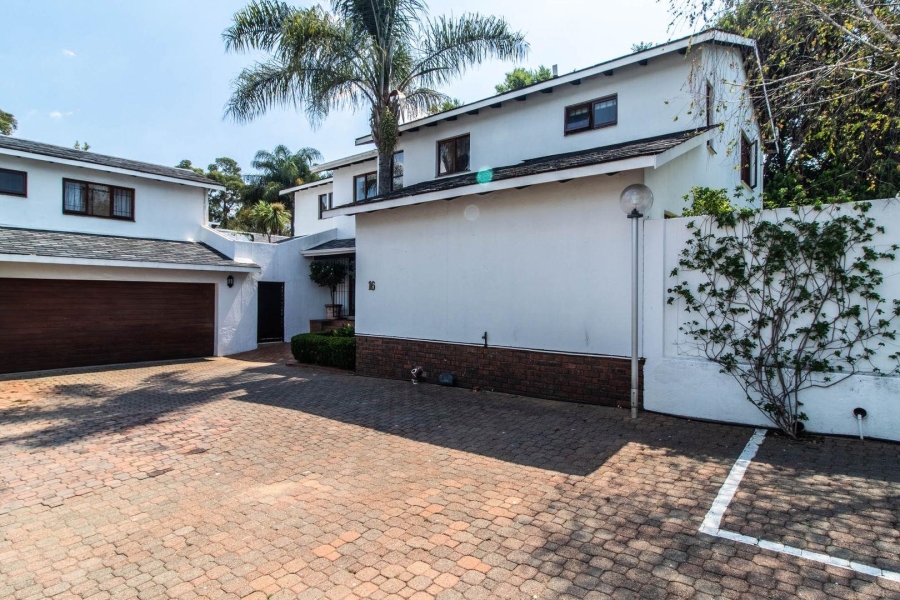 4 Bedroom Property for Sale in Melrose North Gauteng