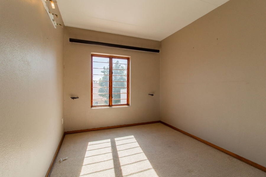 2 Bedroom Property for Sale in Bedfordview Gauteng