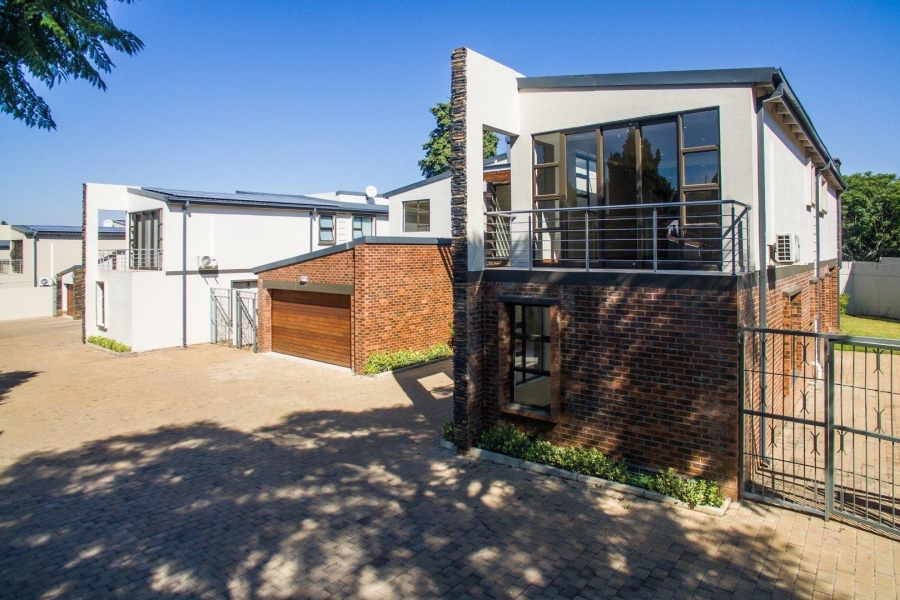 4 Bedroom Property for Sale in Bedfordview Gauteng