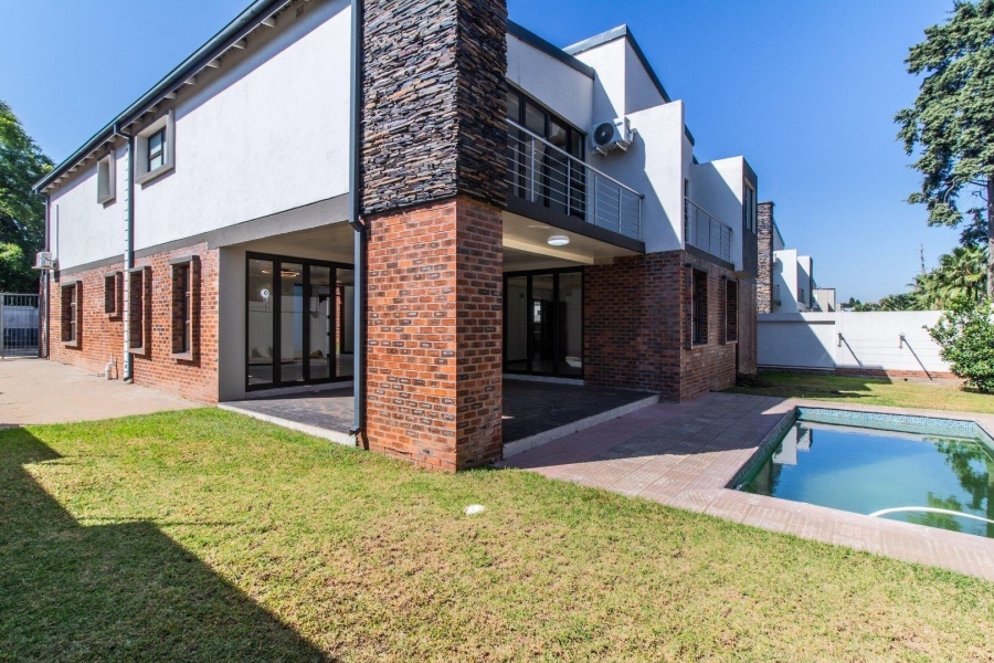 4 Bedroom Property for Sale in Bedfordview Gauteng