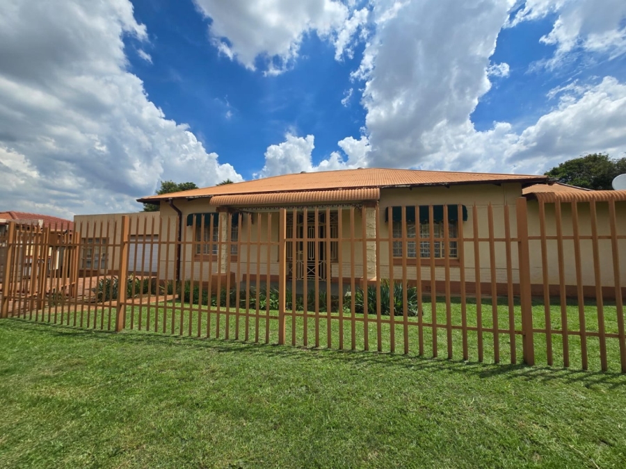 3 Bedroom Property for Sale in Witfield Gauteng