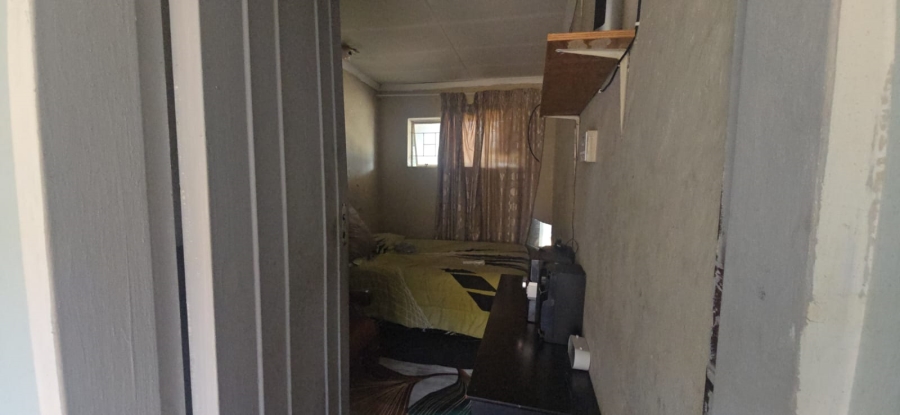 4 Bedroom Property for Sale in Dorandia Gauteng