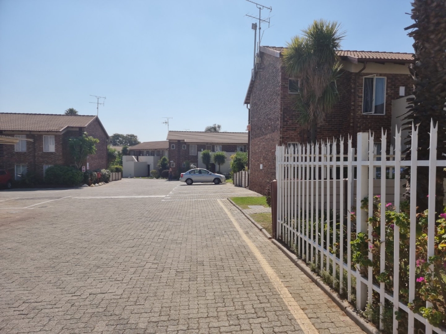 3 Bedroom Property for Sale in Eden Glen Gauteng