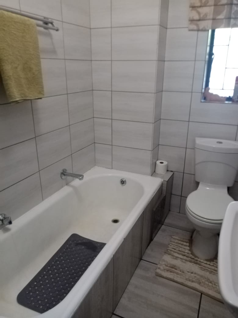 4 Bedroom Property for Sale in Meyerspark Gauteng