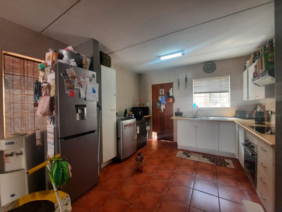 2 Bedroom Property for Sale in Allens Nek Gauteng