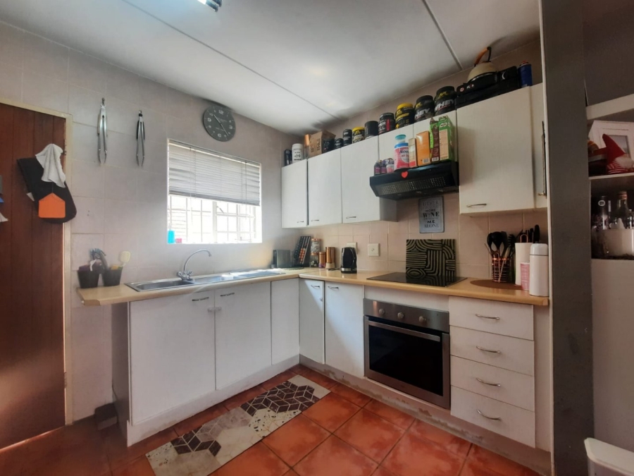 2 Bedroom Property for Sale in Allens Nek Gauteng