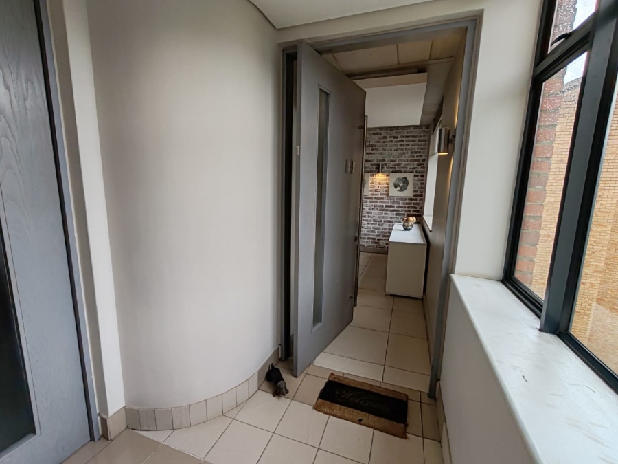 To Let 2 Bedroom Property for Rent in Melrose Arch Gauteng