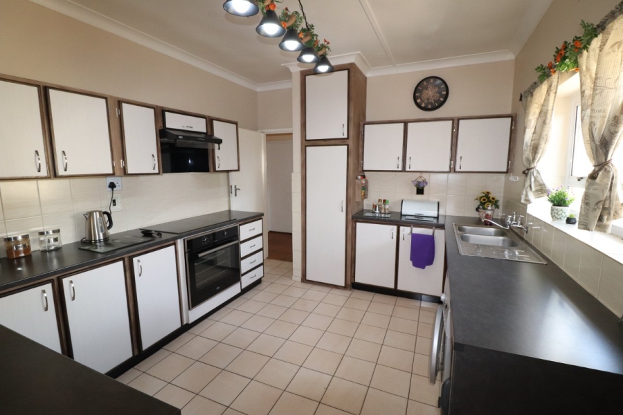 4 Bedroom Property for Sale in Gerdview Gauteng