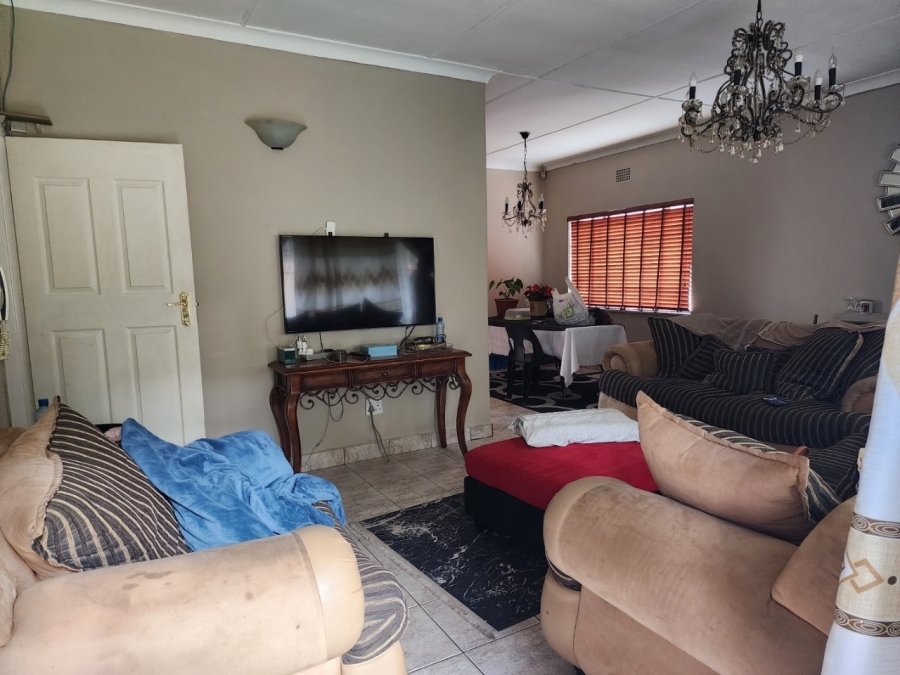 3 Bedroom Property for Sale in Ravensklip Gauteng