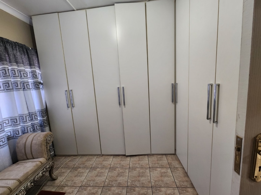 3 Bedroom Property for Sale in Ravensklip Gauteng