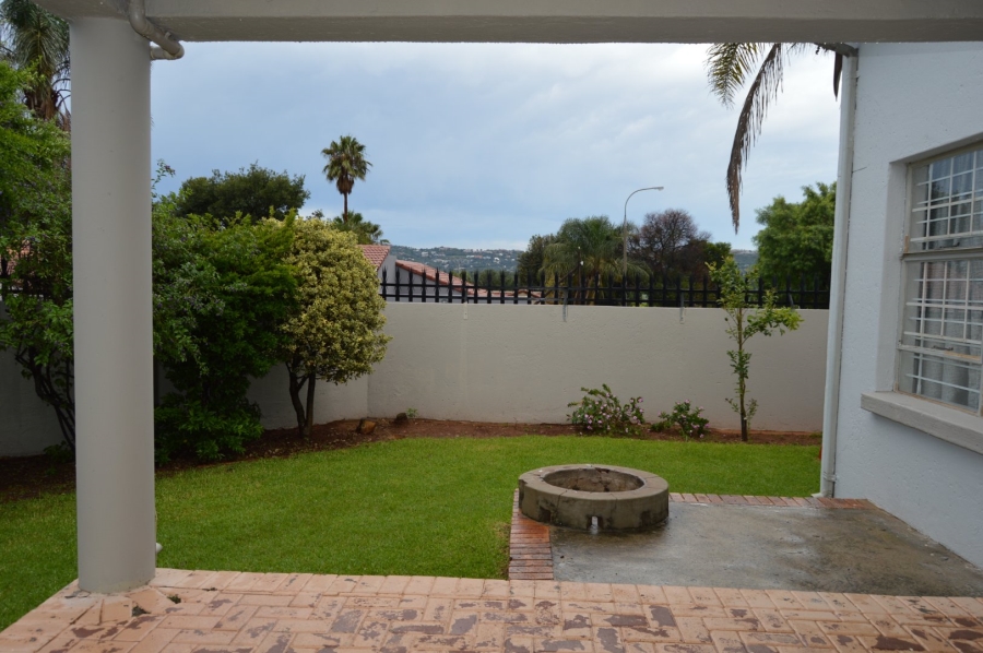 2 Bedroom Property for Sale in Weltevreden Park Gauteng