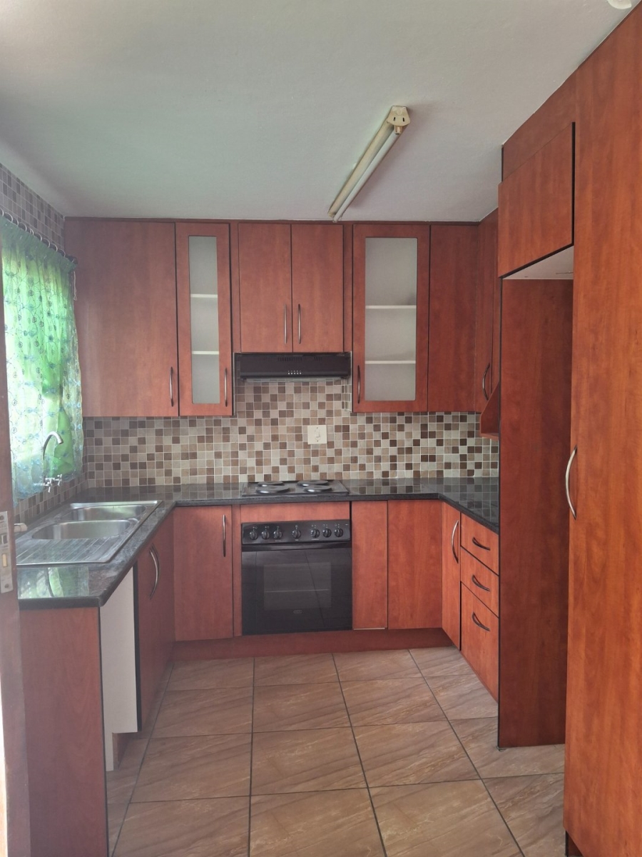  Bedroom Property for Sale in Van Riebeeck Park Gauteng