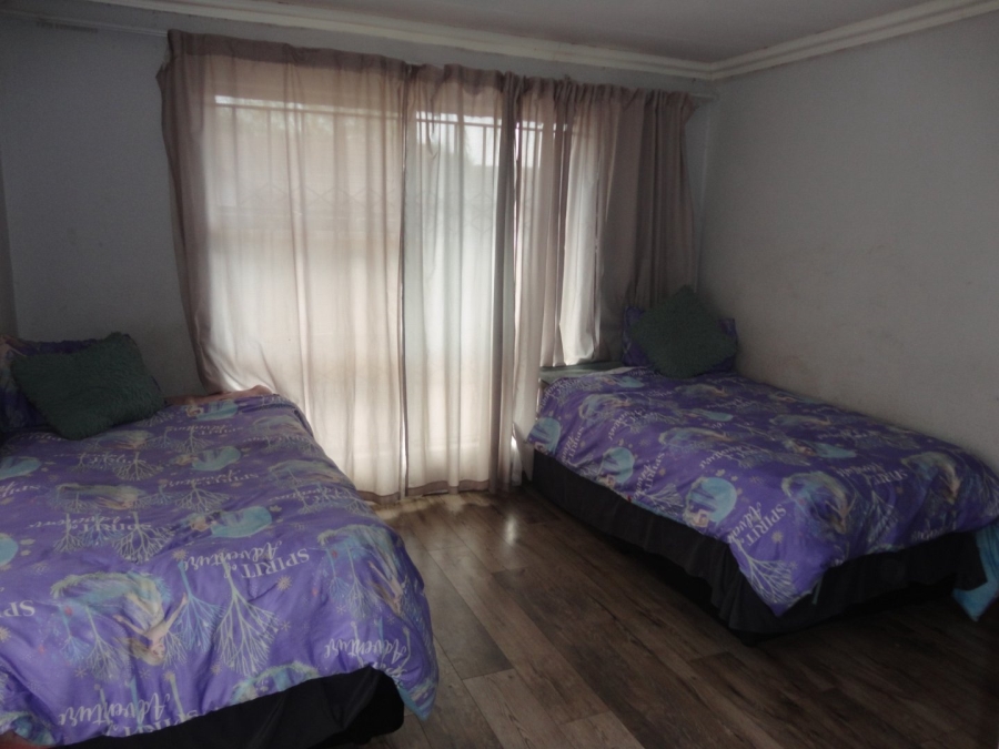 To Let 4 Bedroom Property for Rent in Bloubosrand Gauteng