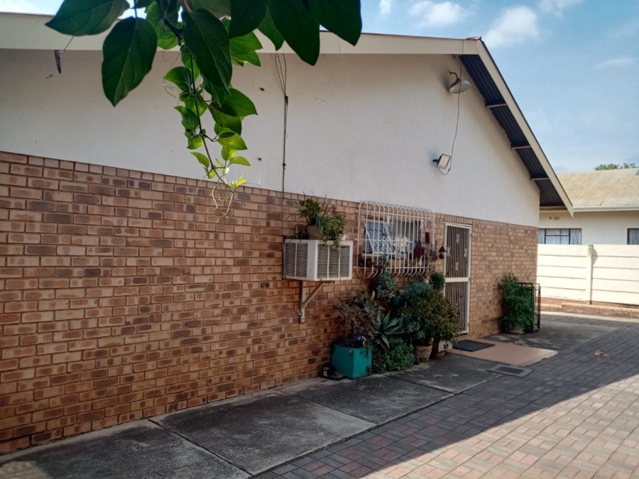 5 Bedroom Property for Sale in Silverton Gauteng