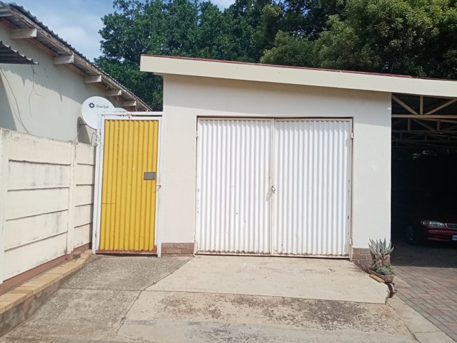 5 Bedroom Property for Sale in Silverton Gauteng