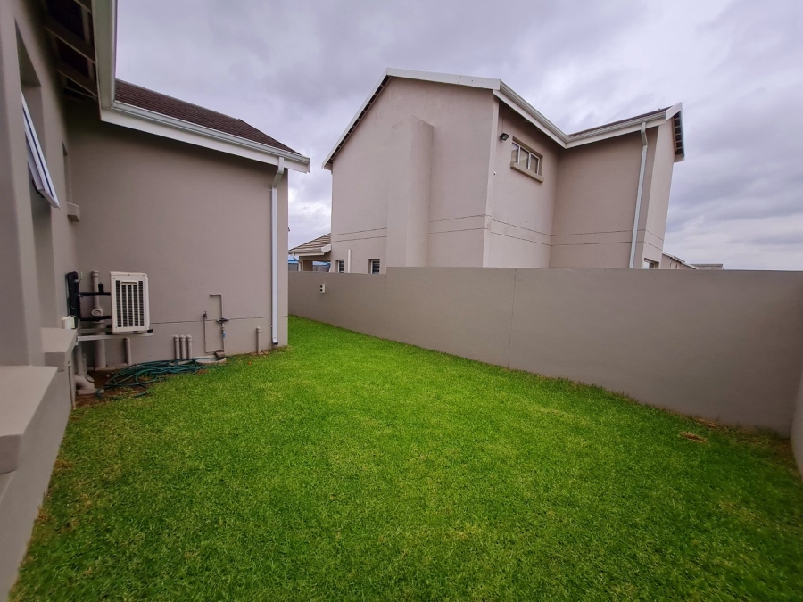 3 Bedroom Property for Sale in Blue Hills Gauteng