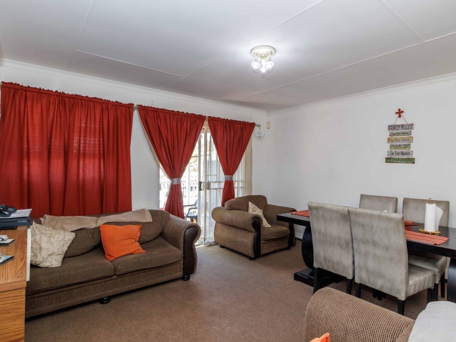 3 Bedroom Property for Sale in Greenstone Hill Gauteng