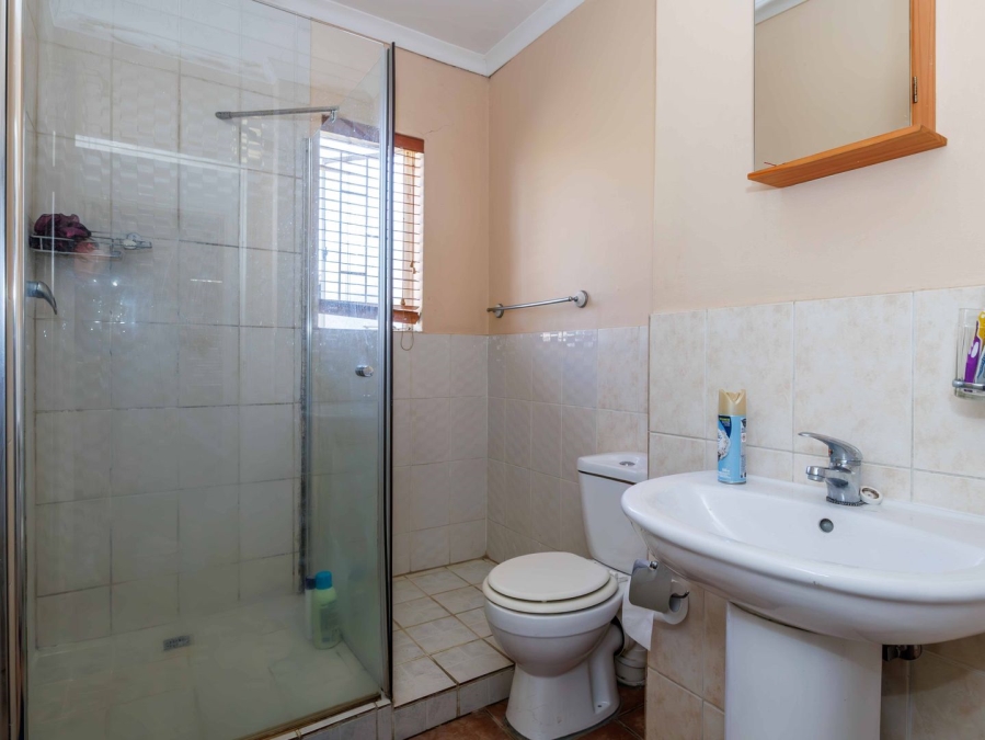 3 Bedroom Property for Sale in Greenstone Hill Gauteng
