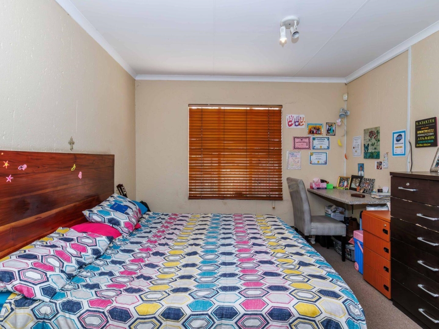 3 Bedroom Property for Sale in Greenstone Hill Gauteng