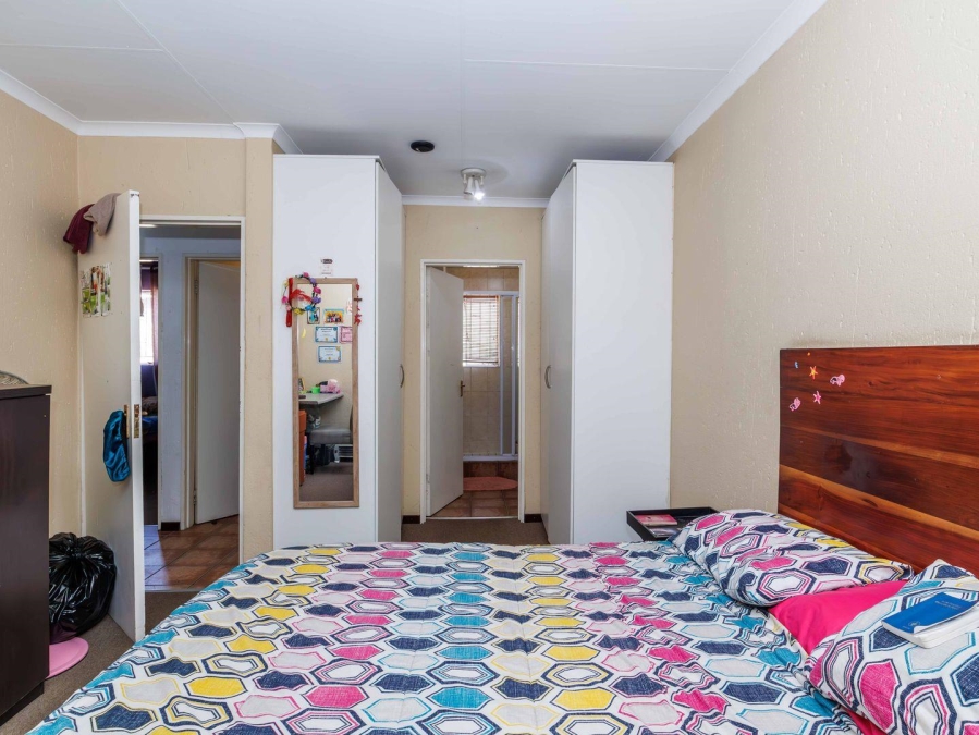 3 Bedroom Property for Sale in Greenstone Hill Gauteng