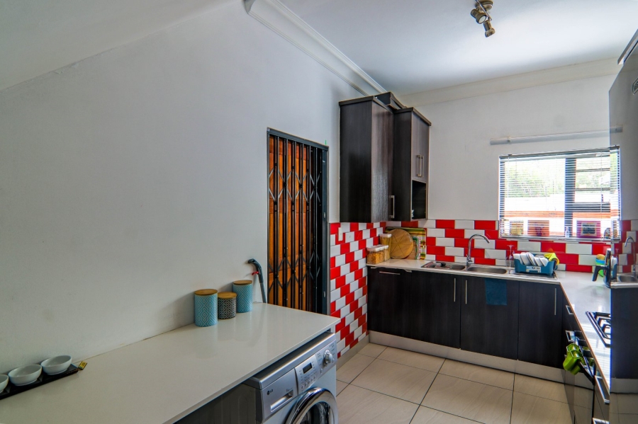 To Let 4 Bedroom Property for Rent in Linksfield Gauteng