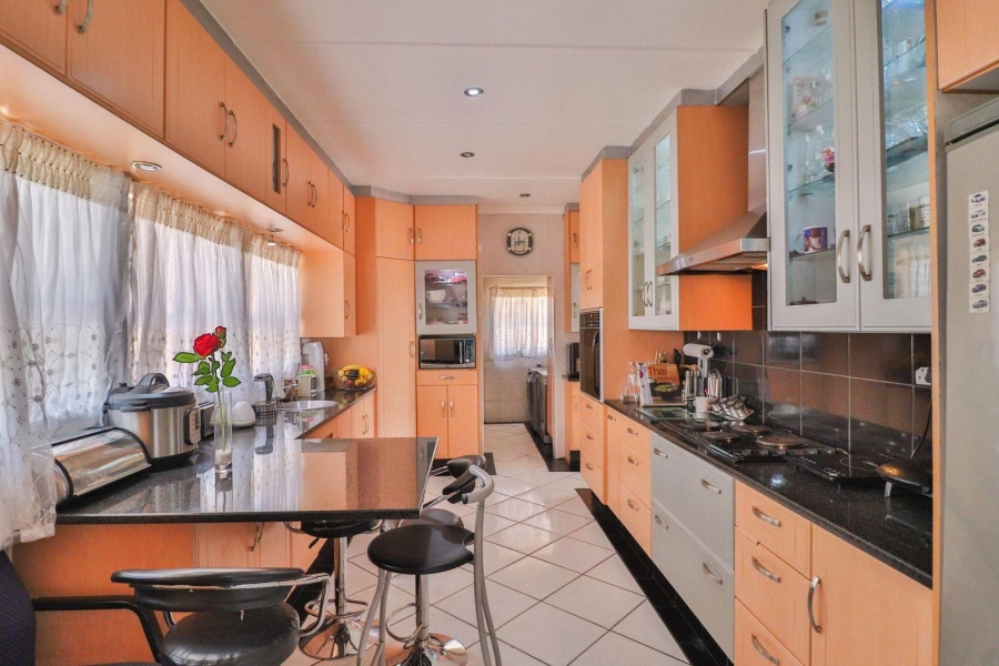 4 Bedroom Property for Sale in Bramley Gardens Gauteng