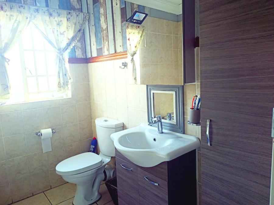 3 Bedroom Property for Sale in Annlin Gauteng