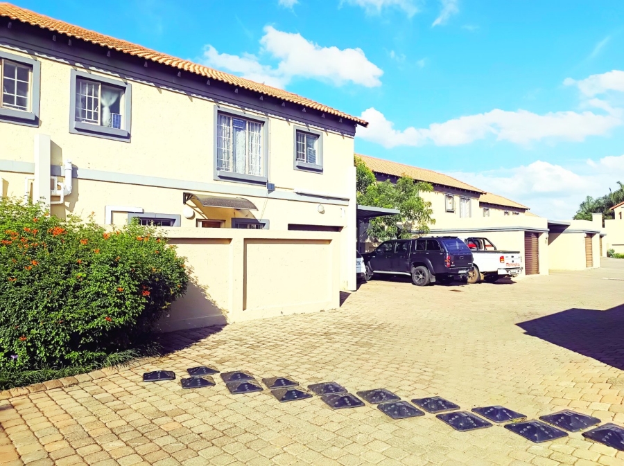 3 Bedroom Property for Sale in Annlin Gauteng