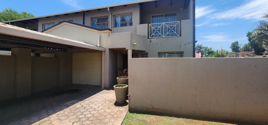 3 Bedroom Property for Sale in Raslouw A H Gauteng