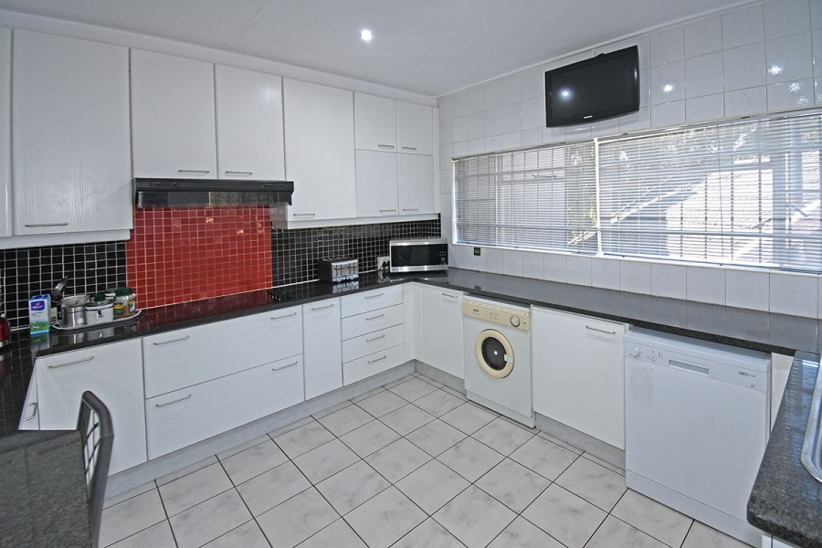 3 Bedroom Property for Sale in Eastleigh Ridge Gauteng