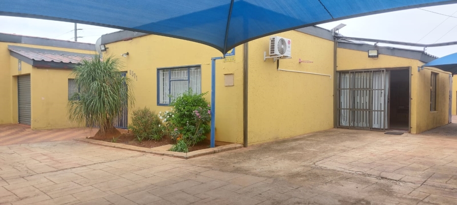 3 Bedroom Property for Sale in Lenasia Ext 9 Gauteng