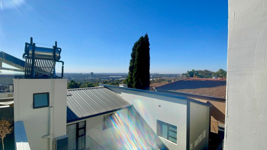 4 Bedroom Property for Sale in Bedfordview Gauteng