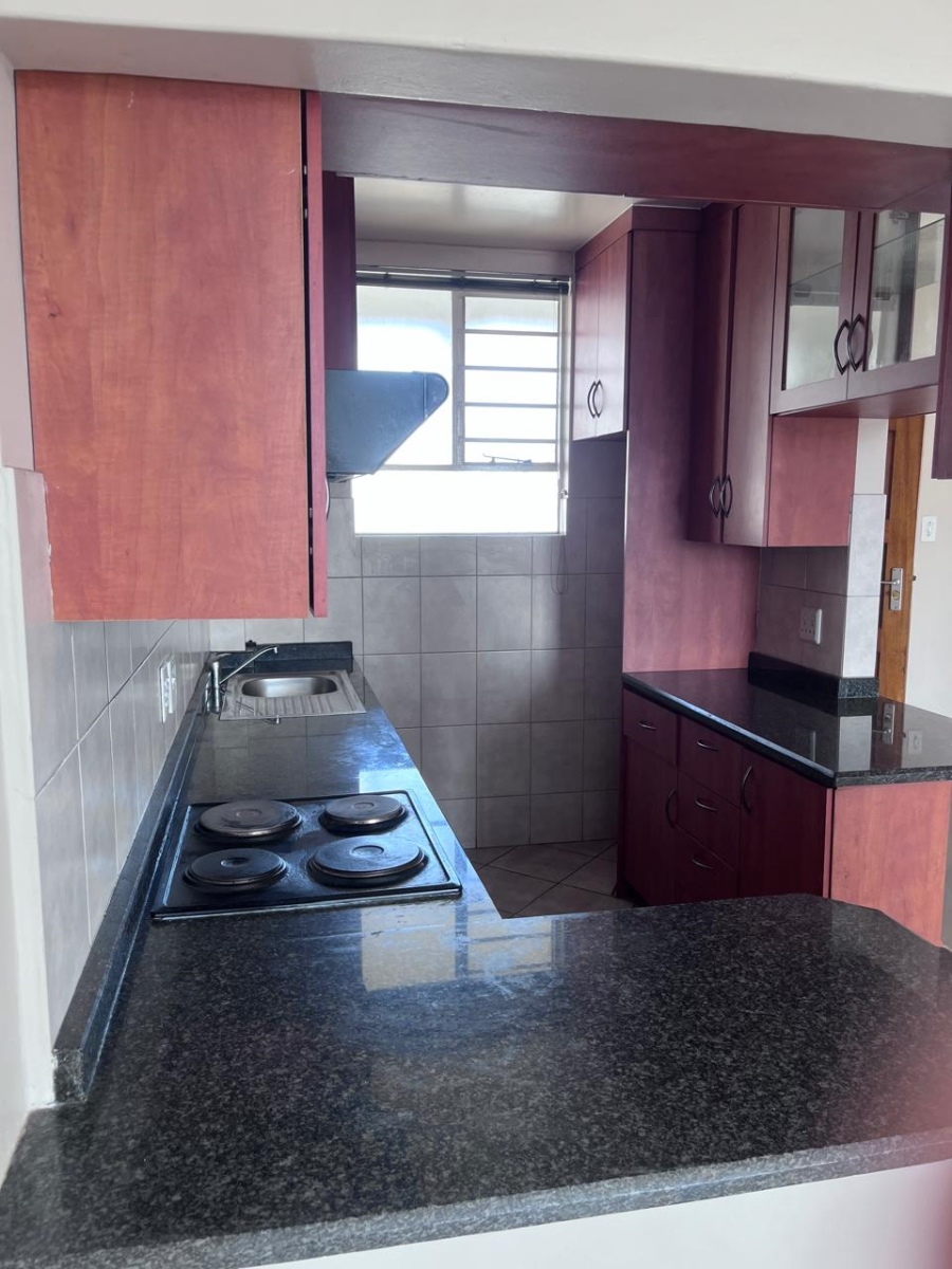 To Let 1 Bedroom Property for Rent in Bedford Gardens Gauteng