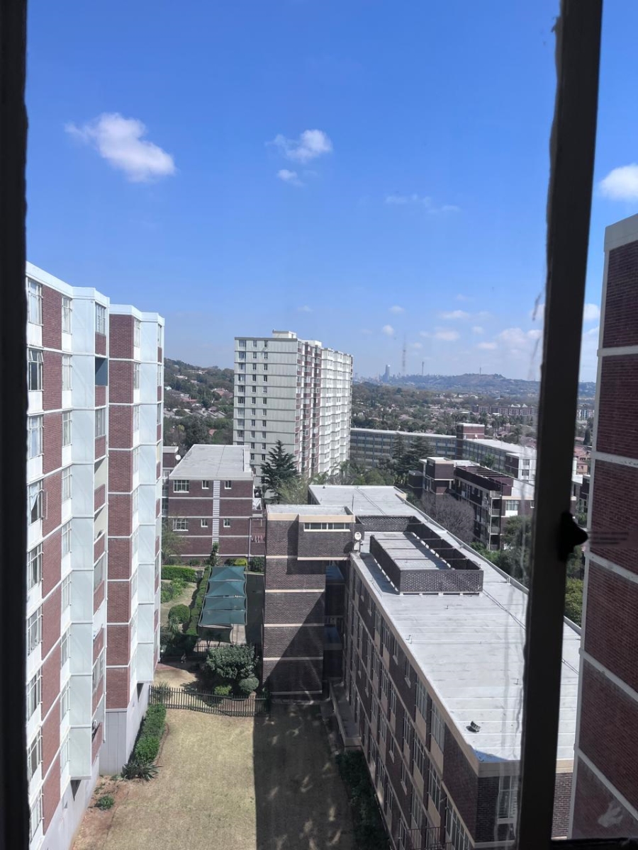 To Let 1 Bedroom Property for Rent in Bedford Gardens Gauteng