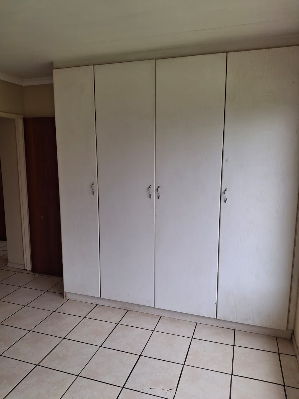 To Let 2 Bedroom Property for Rent in Little Falls Gauteng