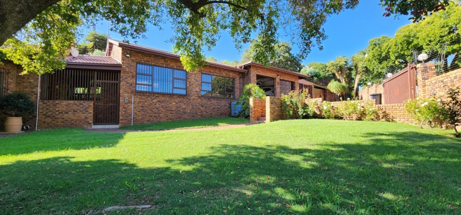 3 Bedroom Property for Sale in Mulbarton Gauteng