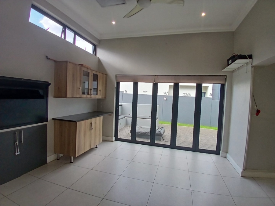 4 Bedroom Property for Sale in Midstream Meadows Gauteng