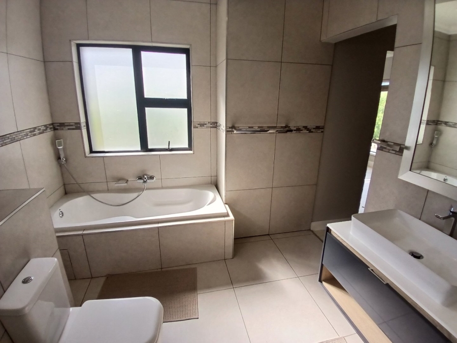 4 Bedroom Property for Sale in Midstream Meadows Gauteng