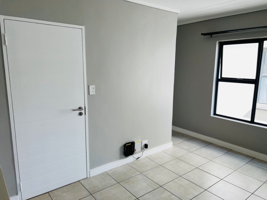 1 Bedroom Property for Sale in Linbro Park Gauteng