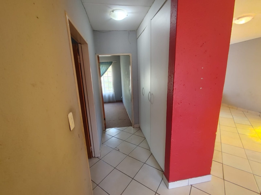 2 Bedroom Property for Sale in Pretoria North Gauteng