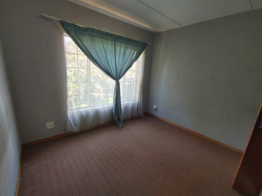 2 Bedroom Property for Sale in Pretoria North Gauteng