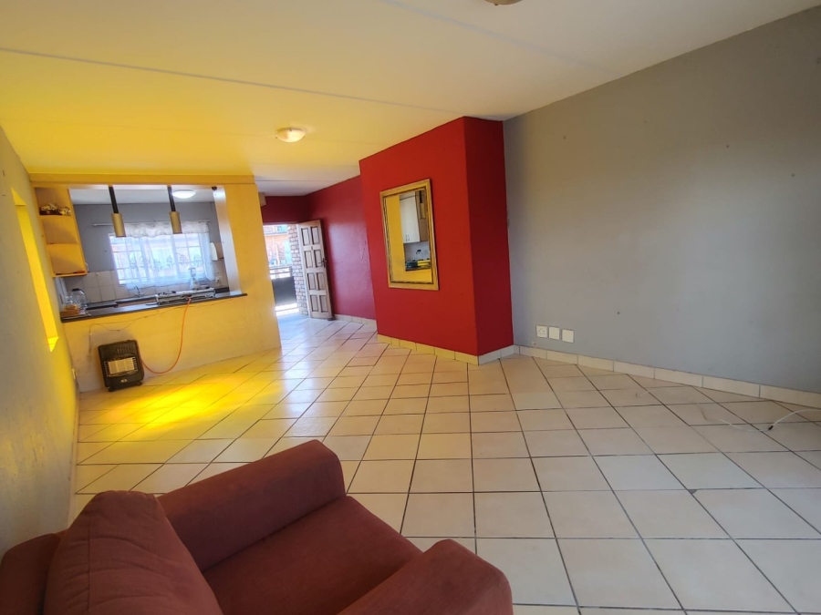 2 Bedroom Property for Sale in Pretoria North Gauteng