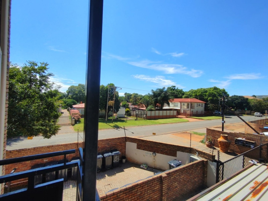 2 Bedroom Property for Sale in Pretoria North Gauteng