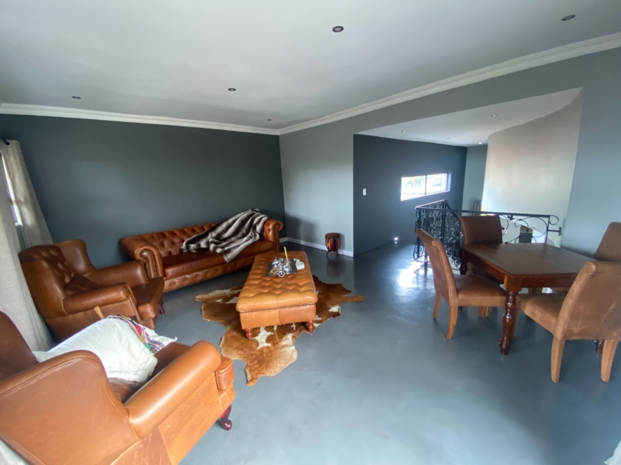 3 Bedroom Property for Sale in Highveld Gauteng