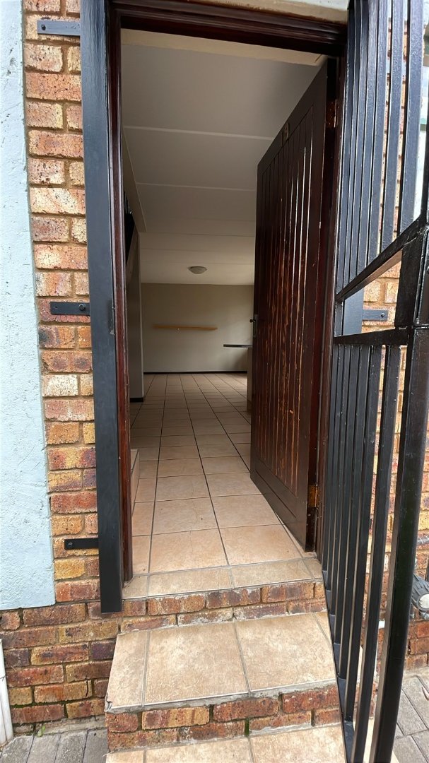 2 Bedroom Property for Sale in Farrar Park Gauteng