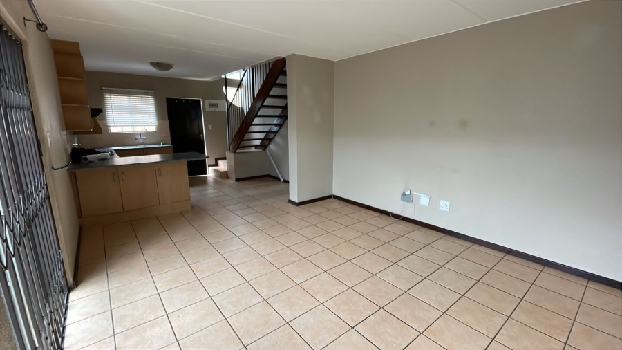 2 Bedroom Property for Sale in Farrar Park Gauteng