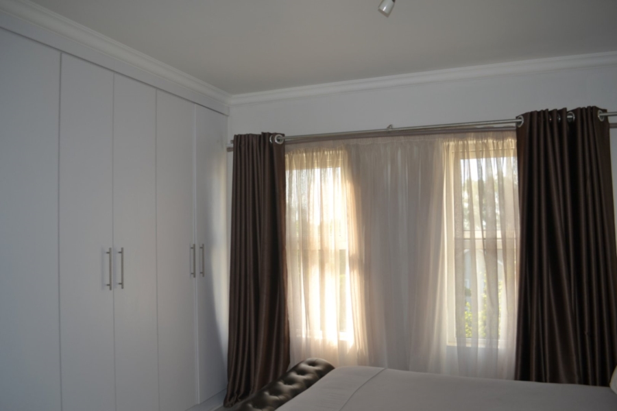 3 Bedroom Property for Sale in Bryanston Gauteng